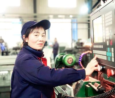 航空工業(yè)陜硬胡秋霞:立足崗位守初心 盡職盡責(zé)擔(dān)使命